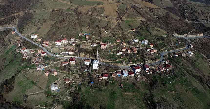 Yakakent’te konforlu yol sevinci Yakakent’te konforlu yol sevinci