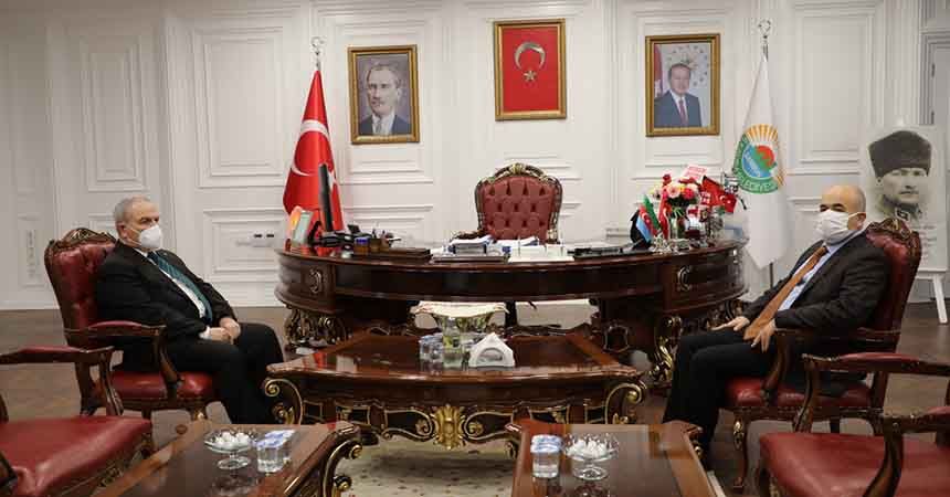 Vali Dağlı'dan Başkan Demirtaş'a 'geçmiş olsun' ziyareti