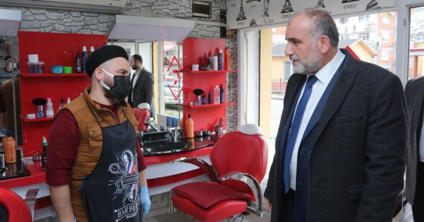 Sandıkçı esnafla buluştu