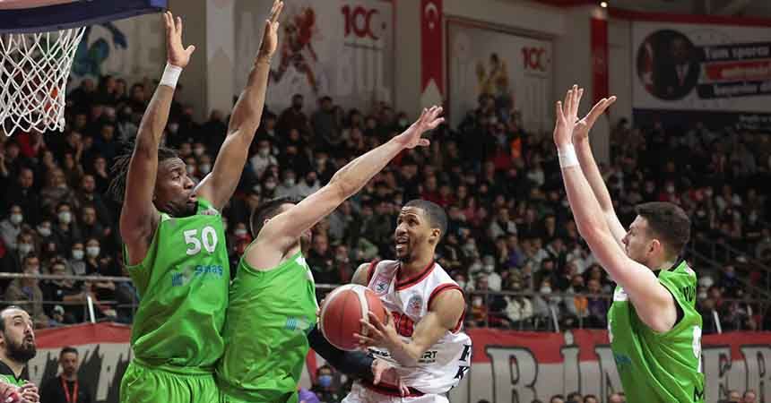 Potada büyük kayıp: 62-76