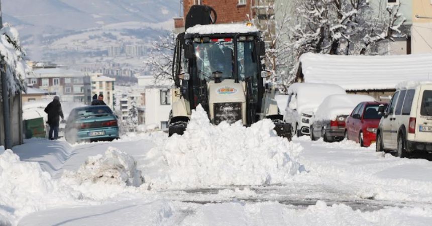 Atakum'da kar mücadelesi