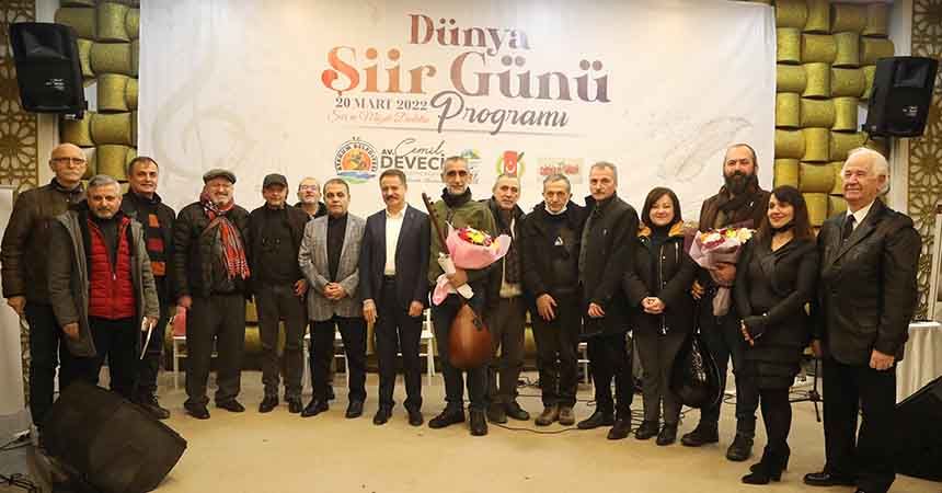 Şiirin kalbi Atakum’da attı