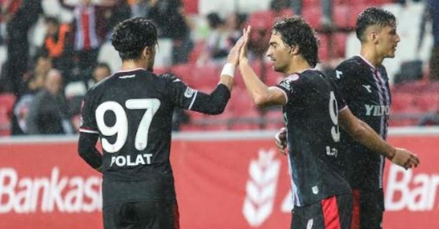 MUŞ'U AHMET SAGAT BİTİRDİ 3-0 MUŞ'U AHMET SAGAT BİTİRDİ 3-0