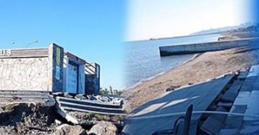 Dalgalar Atakent'i yutuyor