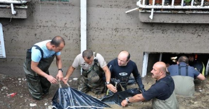 Sel felaketine beraat!