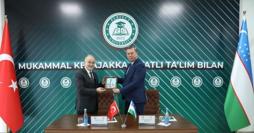 Rektör Ünal Özbekistan'da
