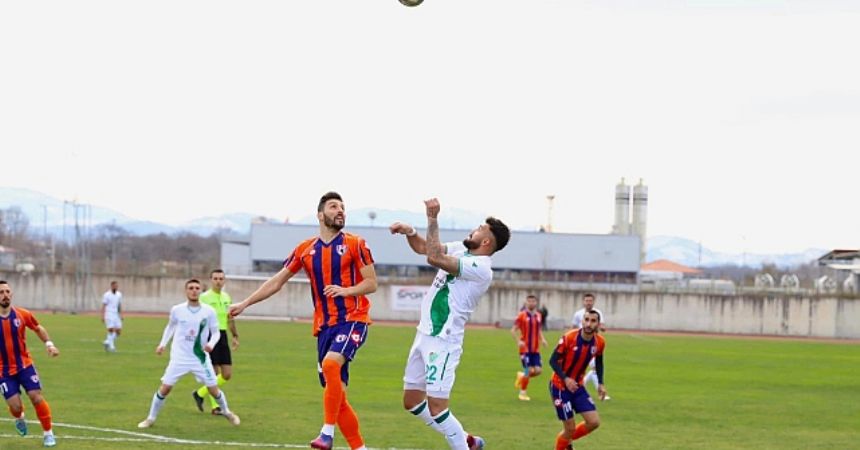 Samsun derbisinde Çarşamba güldü