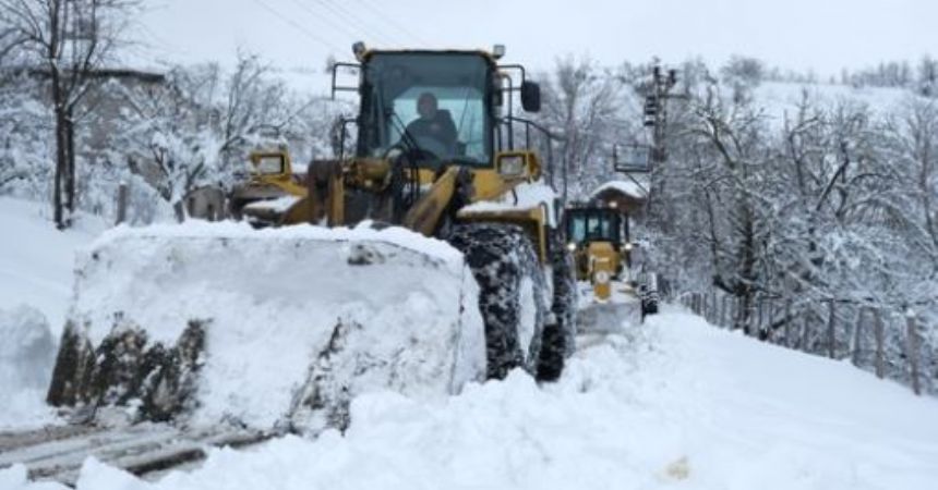 Tekkeköy'de karla mücadele