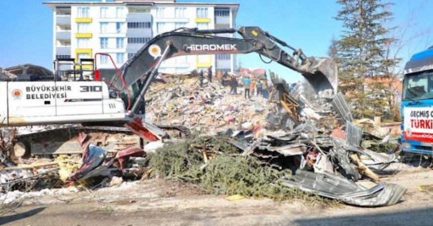 Büyükşehir her yönüyle sahada