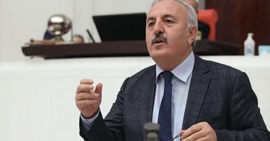 Yaşar: Tarım arazileri binayla doldu