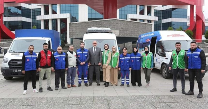 Canik'ten deprem bölgesine ramazan hizmeti
