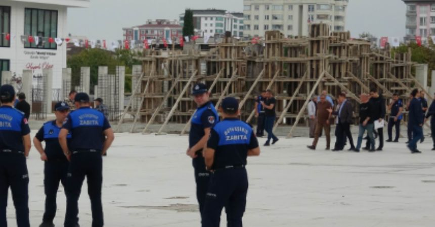 Atakum meydanına Büyükşehir freni