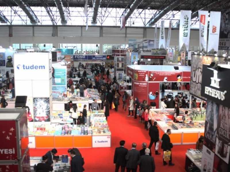 9. Çukurova Kitap Fuarı Yoğun Katılımla Açıldı 9. Çukurova Kitap Fuarı Yoğun Katılımla Açıldı