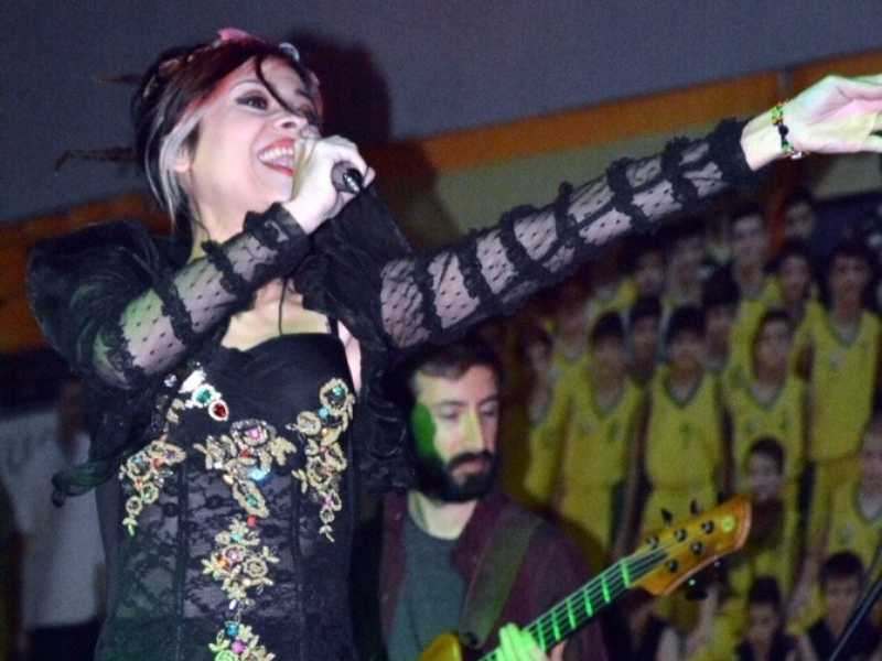 Akhisar’da Aydilge Rüzgarı