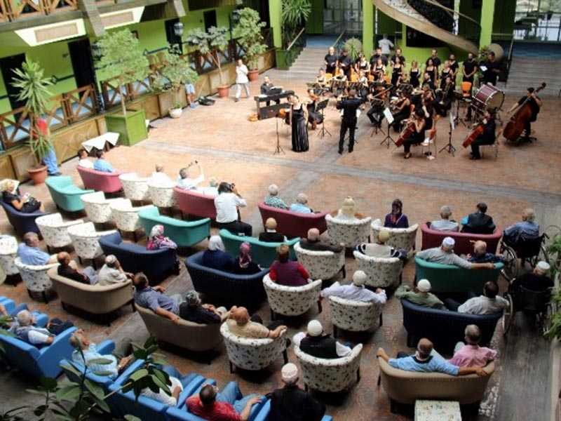 Huzurevinde Opera Konseri