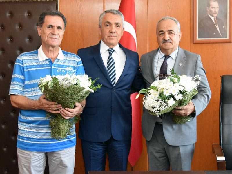 Fen-edebiyat'ta Devir-teslim Fen-edebiyat'ta Devir-teslim