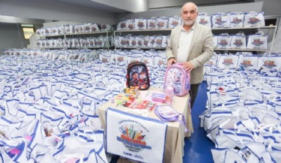 Canik'te Çanta Dolusu Hediye