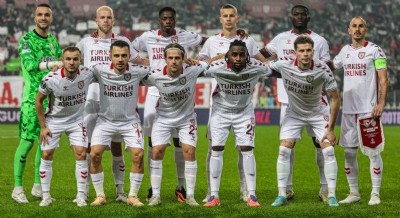 Avrupa'da Tarih Yazıyor