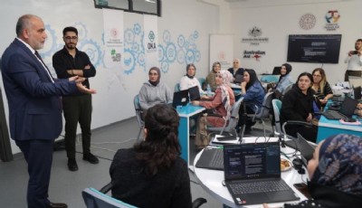 Canik'te Kadınlara Yapay Zeka Eğitimi