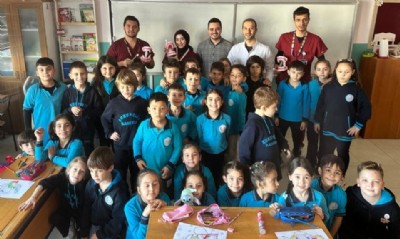 Minik Yüreklere Sağlık Dokunuşu Minik Yüreklere Sağlık Dokunuşu