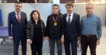 Masa tenisinin özel şampiyonları
