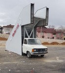 Uçak Kafe, tahrip edildi