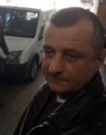 Kaçak girdi Sarp'tan çıkamadı