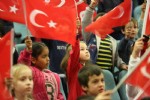 2 bin çocuğa ücretsiz müzikal