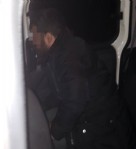 Eşiyle tartıştı çocuğunu rehin aldı