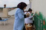 Öğrenciler köy okulunu renklendirdi