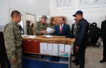 Acemi erleri vali karşıladı