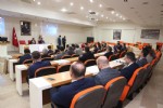 Vali Balkanlıoğlu’ndan bürokratlara uyarı