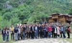 Üniversite öğrencileri tabiat yürüyüşü yaptı