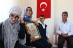 Şehit annesine saray gibi ev yaptılar