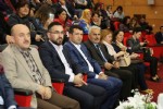 Anneler ile çocukları sahnede