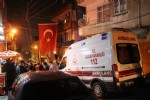 Şehit polisin evine ateş düştü
