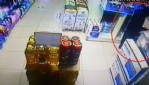 Çalıştığı marketin şubesini soydu