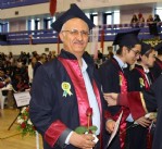 Diplomalarını ailelerinin elinden aldılar