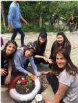 Üniversiteliler illkokulu boyadı