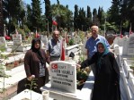 Şehitlikte hüzünlü buluşma