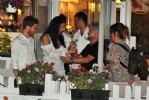 Adriana Lima, Metin Hara’nın elini bırakmadı