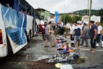 Gürcü çocukların otobüsü devrildi : 38 yaralı