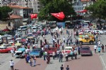Klasik otomobiller görücüye çıktı