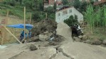 Giresun'da toprak kayması: Faciadan dönüldü