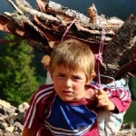 Şehit Eren’in fotoğrafları göz yaşlarına boğdu