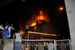 Bafra’da binalar alevlere teslim