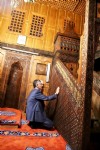 Vali Bektaş’tan 300 yıllık camiye ziyaret