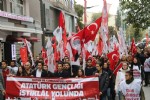 TGB üyelerinden İstiklâl yürüyüşü