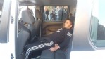 Sokak ortasında uyuşturucu krizi geçirdi