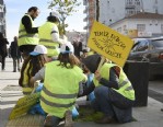 Öğrenciler çevre ve temizlik için yürüdü